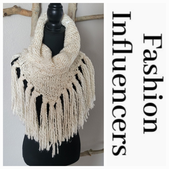 Infinity Fringe Scarf - Picture 2 of 8